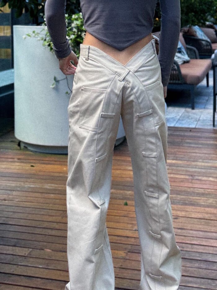 Low-rise Crossover Jeans