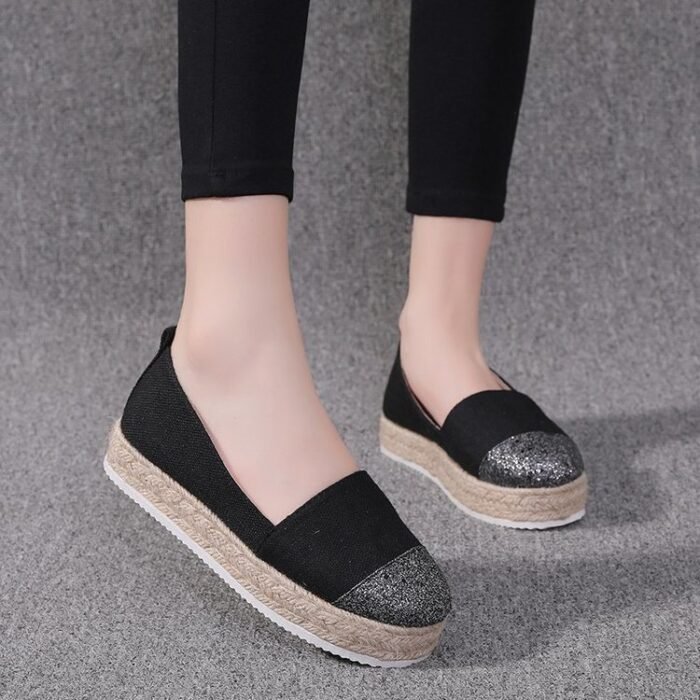 Plus Size Breathable Canvas Shoes Flat